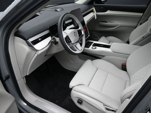 New 2025 Volvo EX90 Ultra image 15