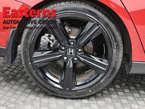 Used 2024 Honda Accord Sport image 28