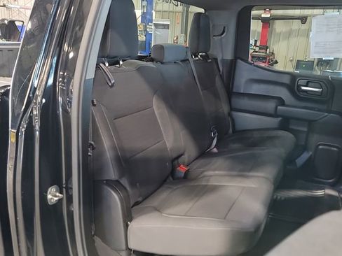 Used 2020 Chevrolet Silverado 1500 LT AWD/4WD image 31