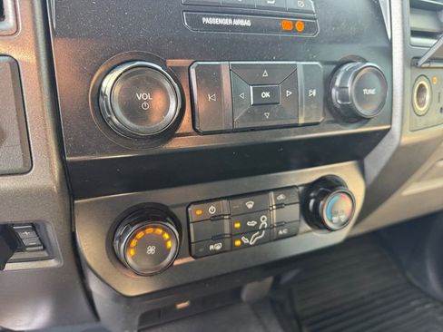 Used 2022 Ford F550 2WD Crew Cab Super Duty w/ Power Equipment Group image 38