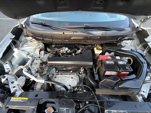 Used 2015 Nissan Rogue SV AWD/4WD image 62