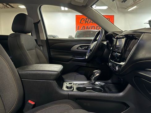 Used 2021 Chevrolet Traverse LS w/ LPO, Blackout Package FWD image 20