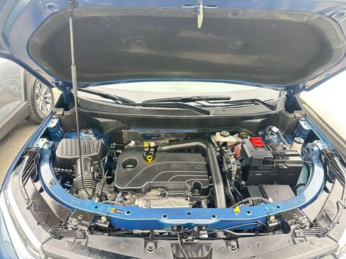 Used 2025 Chevrolet Equinox LT image 32