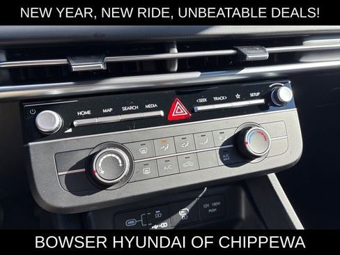 New 2026 Hyundai Santa Cruz SE image 8