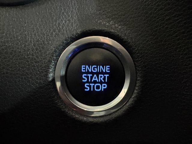 Used 2024 Toyota Tundra SR5 w/ SR5 Convenience Package AWD/4WD image 18