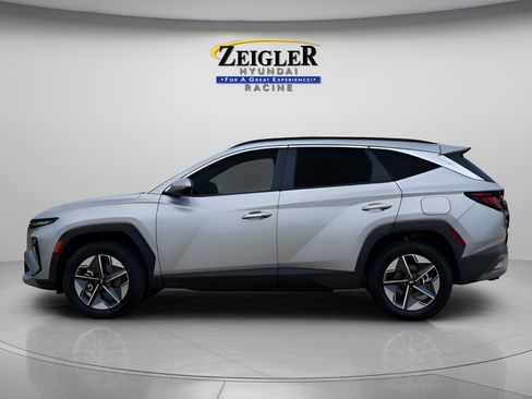 Certified 2026 Hyundai Tucson SEL Plus AWD/4WD image 4