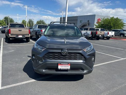 Used 2019 Toyota RAV4 XLE Premium w/ Cold Weather Package AWD/4WD image 11