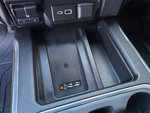 Certified 2022 Chevrolet Silverado 1500 High Country image 23