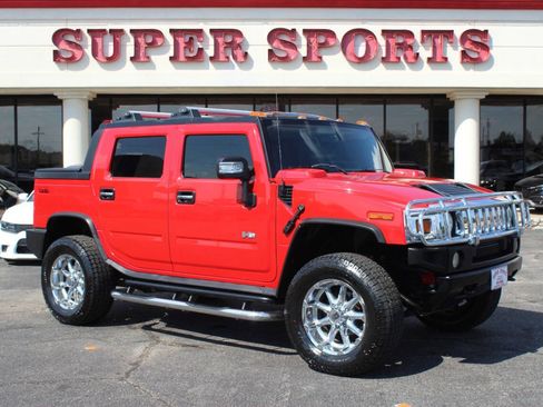 Used 2005 HUMMER H2 SUT w/ Preferred Equipment Group image 1