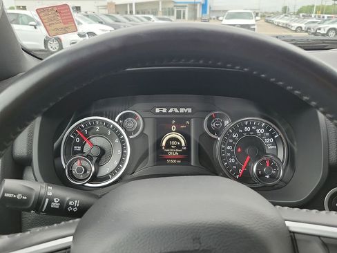 Used 2020 RAM 1500 Big Horn AWD/4WD image 18