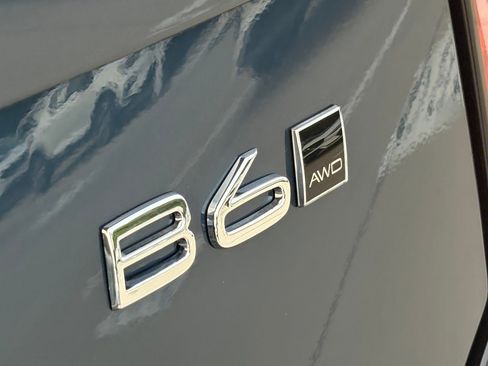 New 2026 Volvo XC90 B6 Plus image 9