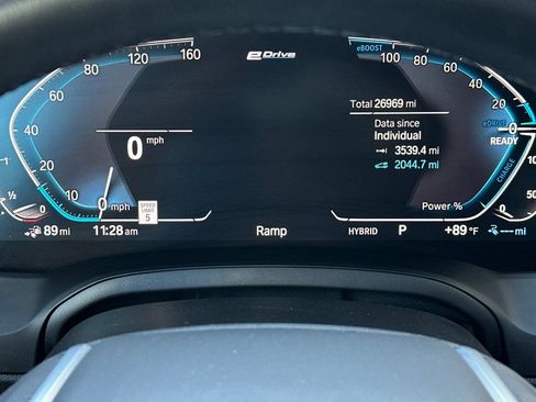 Used 2021 BMW 330e w/ Convenience Package image 24