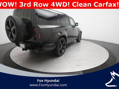 Used 2024 Land Rover Defender 130 X-Dynamic SE image 36