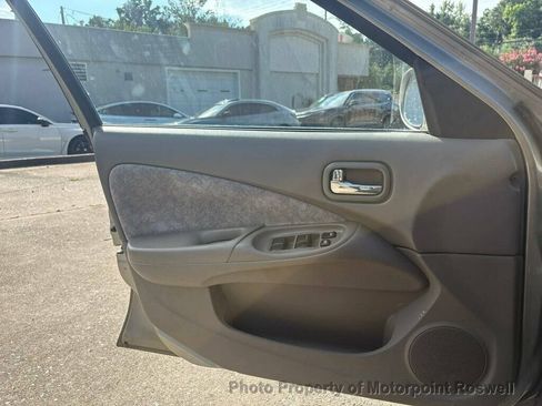 Used 2003 Nissan Sentra GXE FWD image 14
