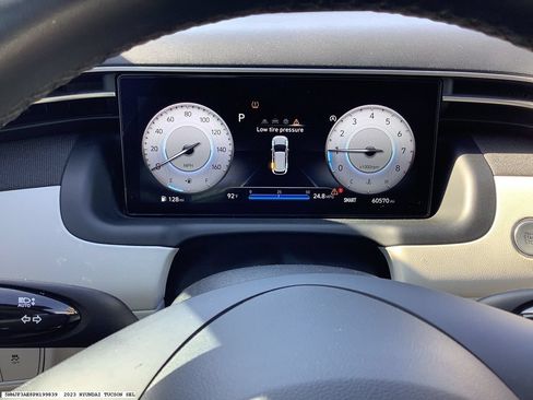 Used 2023 Hyundai Tucson SEL w/ Convenience Package FWD image 14