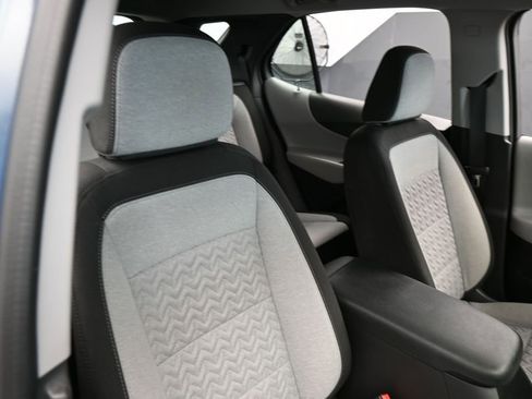 Used 2024 Chevrolet Equinox LS FWD image 36
