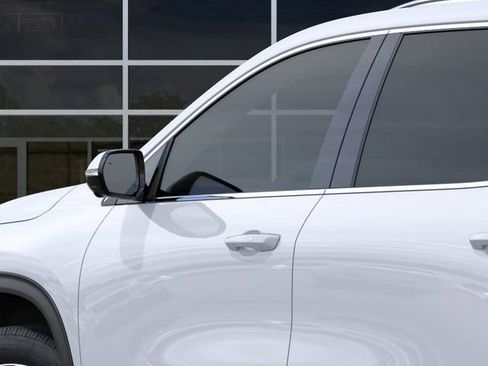 New 2026 Buick Enclave Preferred w/ LPO, Floor Liner Package image 12