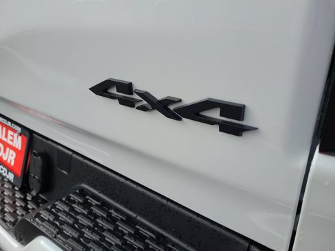 New 2026 RAM 1500 Laramie w/ Night Edition AWD/4WD image 17