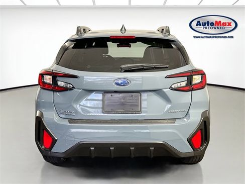 Used 2024 Subaru Crosstrek 2.0i Premium image 8