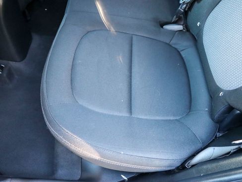 Used 2018 Kia Soul + image 17