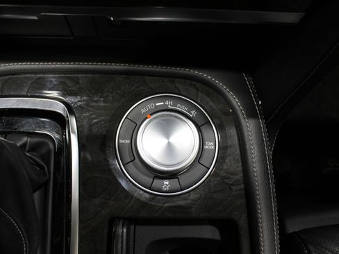 Used 2024 INFINITI QX80 Luxe image 23