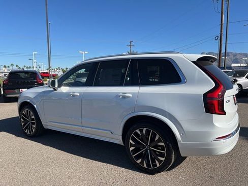 New 2026 Volvo XC90 B5 Plus w/ Protection Package image 6