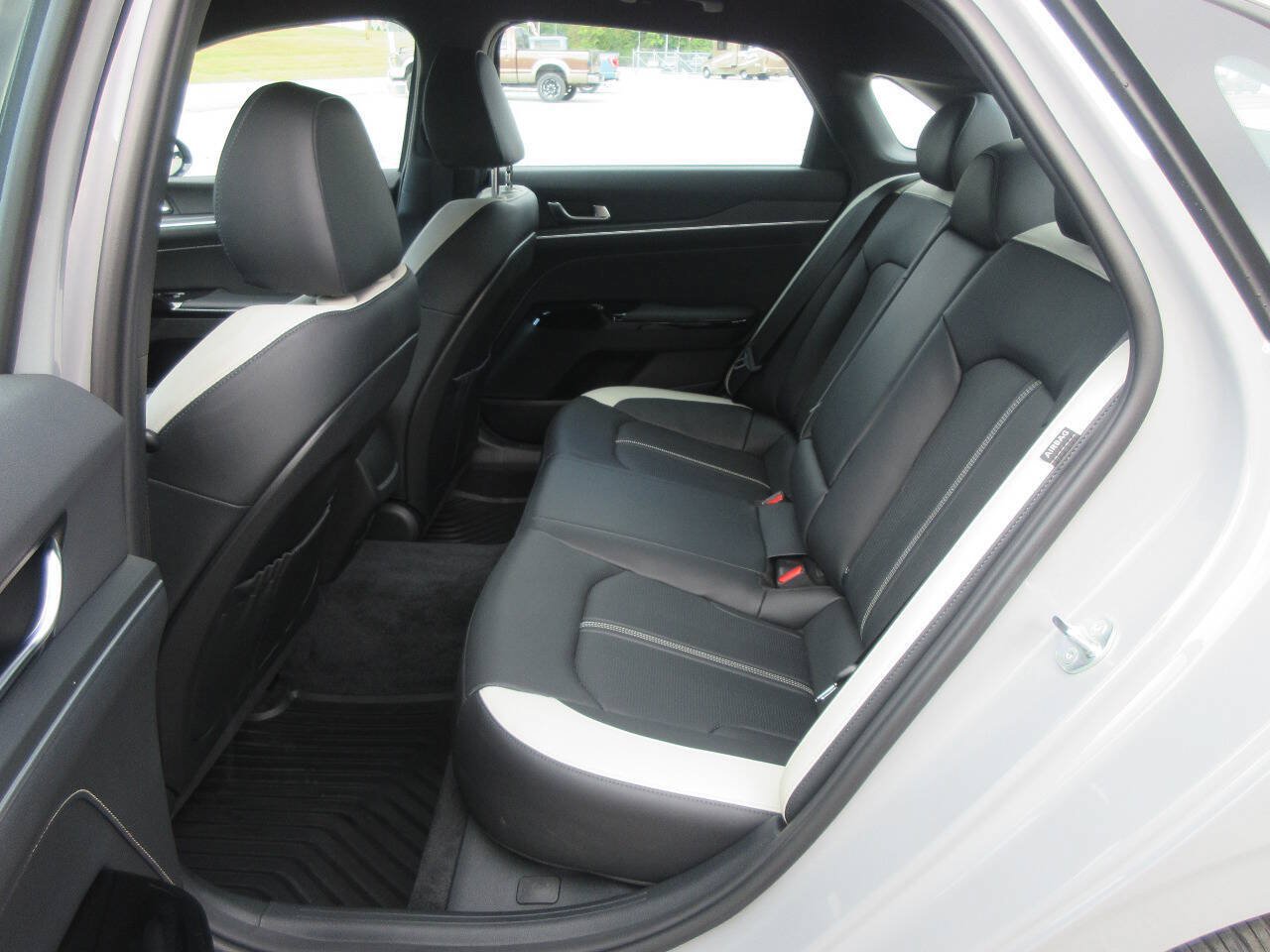 Used 2025 Kia K5 GT-Line AWD/4WD image 15