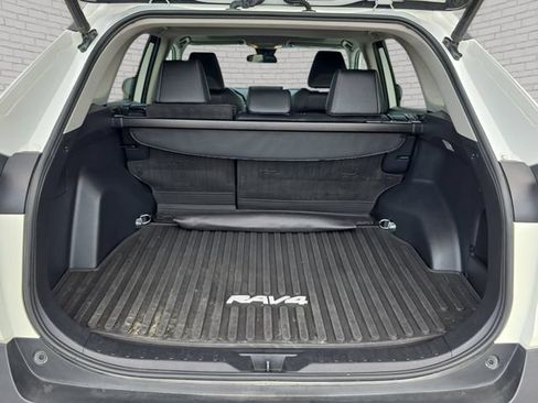 Used 2021 Toyota RAV4 XLE Premium FWD image 13