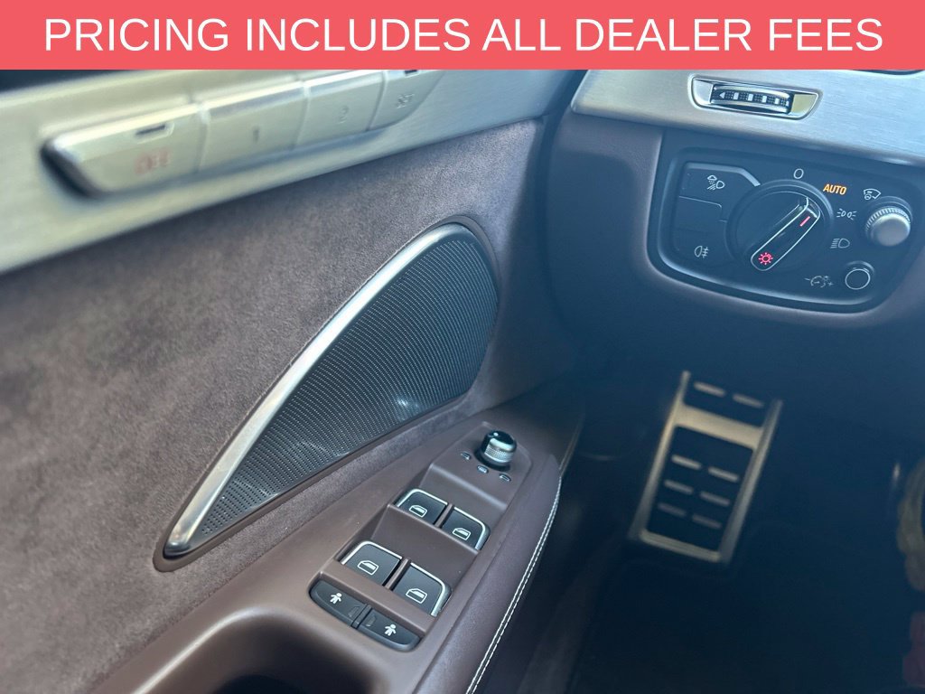 Used 2017 Audi S8 Plus AWD/4WD image 13