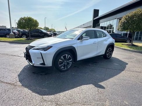Used 2020 Lexus UX 250h w/ Premium Package AWD/4WD image 3