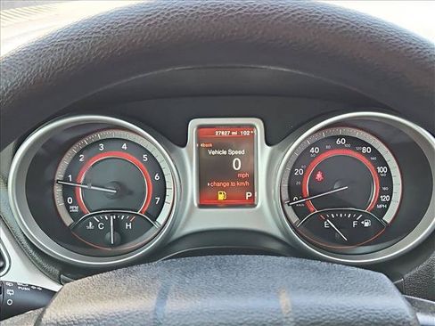 Used 2020 Dodge Journey SE FWD image 15
