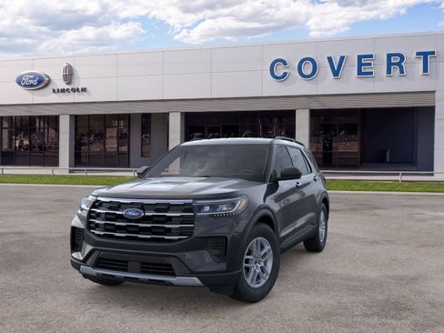 New 2026 Ford Explorer Active RWD image 2