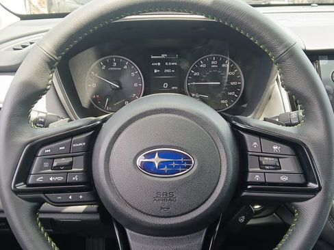 Used 2025 Subaru Outback Onyx Edition AWD/4WD image 11