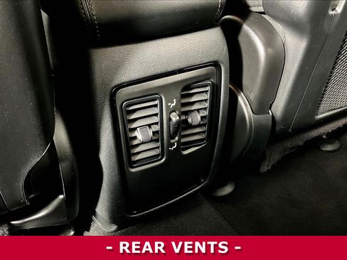 Used 2024 Dodge Durango R/T w/ Trailer Tow Group IV AWD/4WD image 10