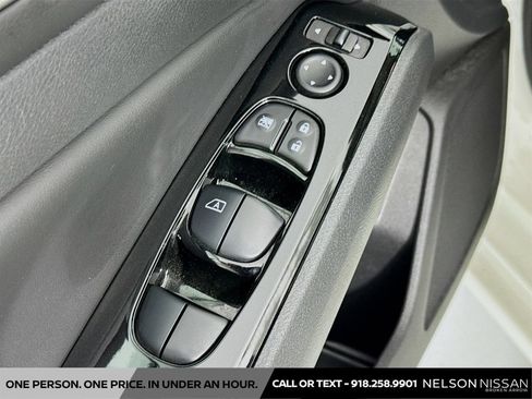 Certified 2023 Nissan Altima 2.5 SV AWD/4WD image 17