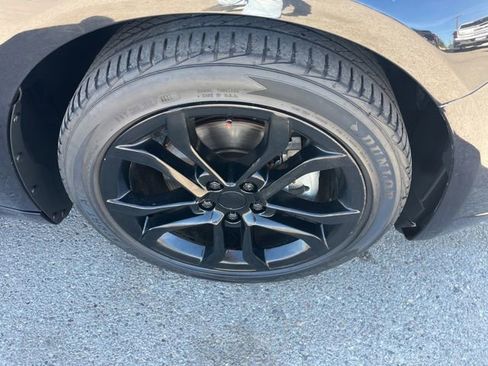 Used 2019 Ford Fusion SEL FWD image 16