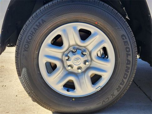 New 2026 Toyota Tundra SR image 8