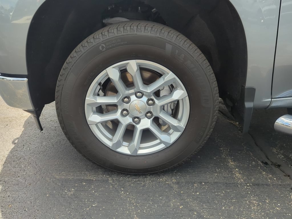 Certified 2024 Chevrolet Silverado 1500 LT AWD/4WD image 14