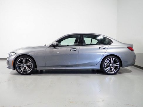 Used 2023 BMW 330i Sedan w/ Parking Assistance Package RWD image 6