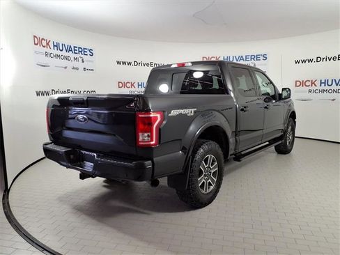 Used 2015 Ford F150 XLT w/ Equipment Group 302A Luxury image 4