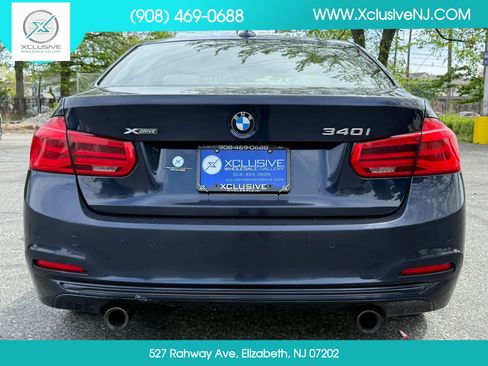 Used 2017 BMW 340i xDrive Sedan AWD/4WD image 3