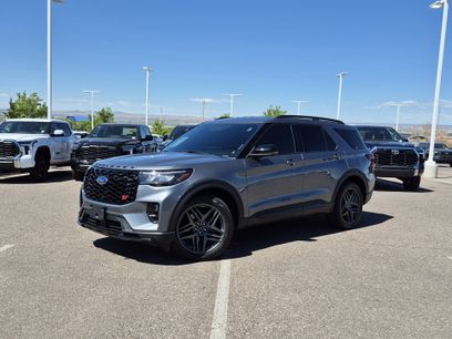 Used 2025 Ford Explorer ST
