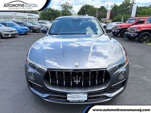 Used 2022 Maserati Levante GT AWD/4WD image 1