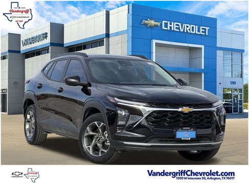Certified 2025 Chevrolet Trax LT w/ LT Convenience Package image 1