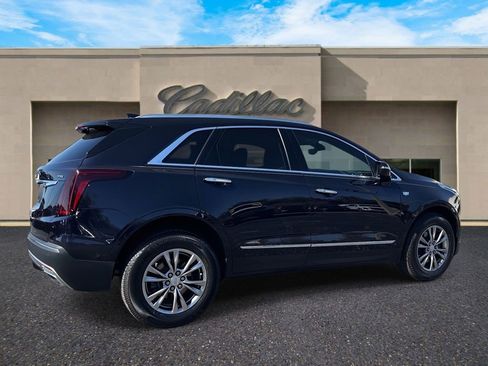Certified 2021 Cadillac XT5 Premium Luxury image 3