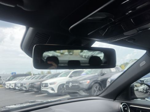 Used 2025 Mercedes-Benz C 300 4MATIC Sedan image 28