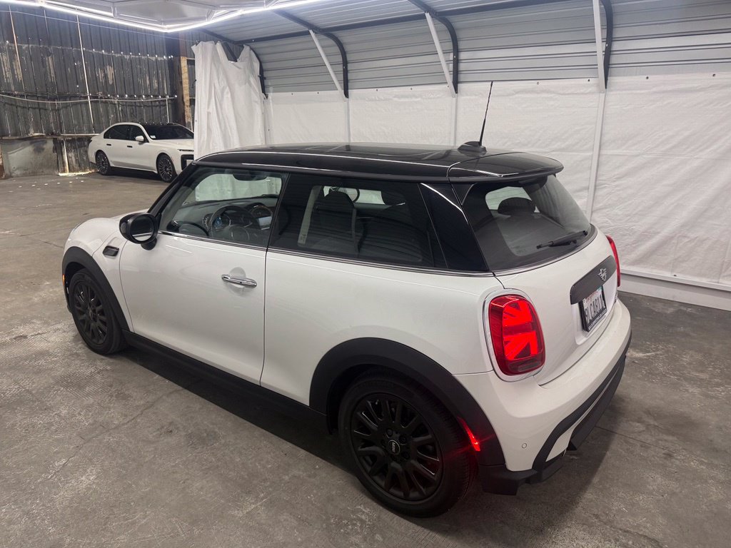 Used 2024 MINI Cooper 2-Door Hardtop FWD image 8