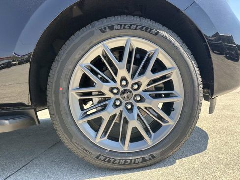 New 2026 Ford Expedition Max Platinum AWD/4WD image 12