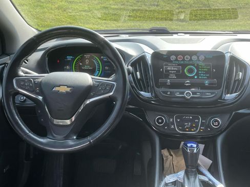 Used 2017 Chevrolet Volt Premier w/ Driver Confidence II Package FWD image 11
