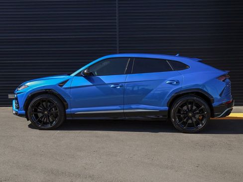 Used 2019 Lamborghini Urus AWD/4WD image 2